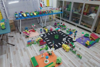 hình ảnh mô hình giao thông cho trẻ lớp chồi 2 thực hành – Bùi Thị Châu